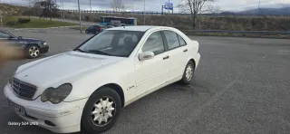 Mercedes-Benz Clase C 2004