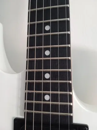 Guitarra Eléctrica Jackson JS11 AH WH