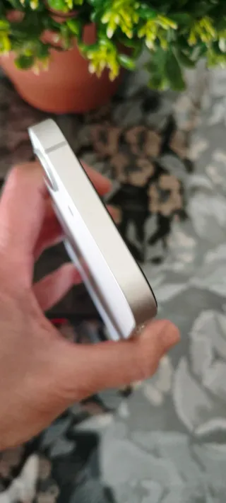 iPhone 16e 128gb Blanco con Factura