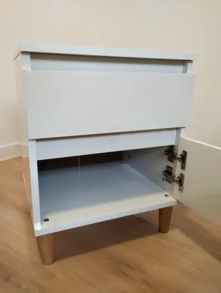 Mesita Noche Blanca Brillante