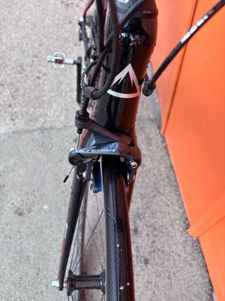 Bici de carretera Fuji transonic 2.7 Negra y Roja