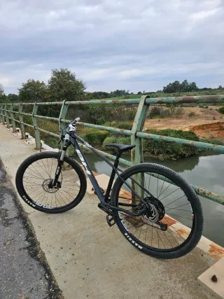 Bicicleta BH Expert 4.0