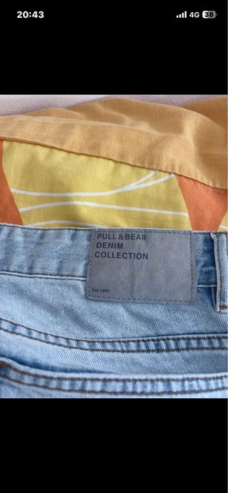 Tejano azul con salpicaduras