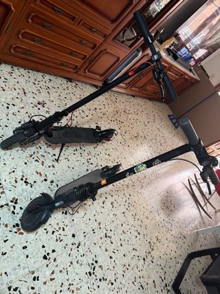 2 Patinetes: Xiaomi y Kukirin T PRO 1