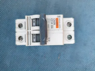 Merlin Gerin C60N ICP-M 20A Interruptor