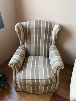 2 Poltrone Classiche in Tela Beige e Marrone