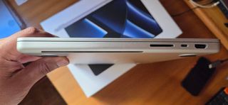 MacBook Pro 14 M2 Pro 16GB RAM 512GB