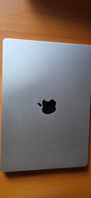 MacBook Pro 14 M2 Pro 16GB RAM 512GB