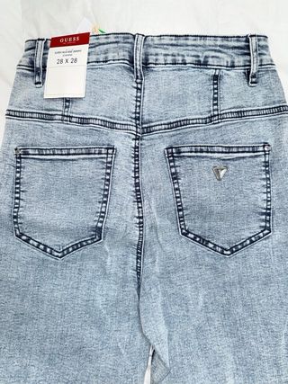 Pantalón Guess Talla S Nuevo