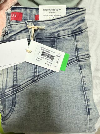 Pantalón Guess Talla S Nuevo