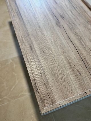 Mesa de centro moderna con almacenaje