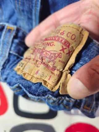 Jeans Levi's 501 personalizzati W31 L30