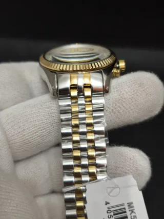 Reloj Michael Kors Mujer Bicolor Dorado y Plata