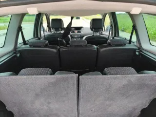 Renault Grand Scenic 2011