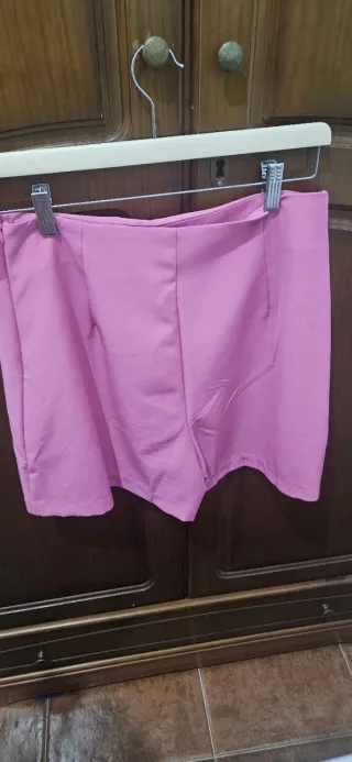 Falda pantalón Lefties rosa talla L