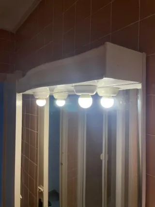Espejo de baño con luces