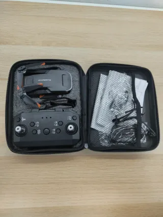 Drone K101 MAX 2 cámaras, muy poco uso, principian