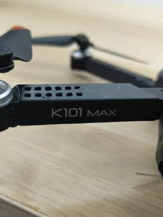 Drone K101 MAX 2 cámaras, muy poco uso, principian