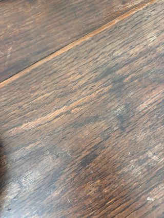 Mobile antico in legno