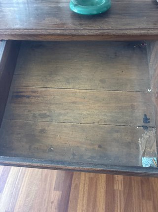 Mobile antico in legno