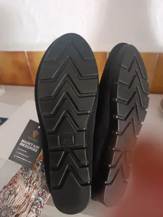 Zapatillas Truth Valley Negras Cómodas