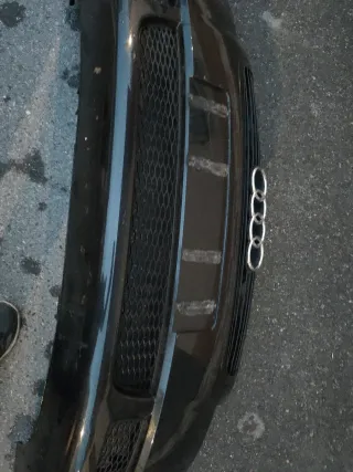 PARAGOLPES DELANTERO AUDI TT Negro -Lavafaros-