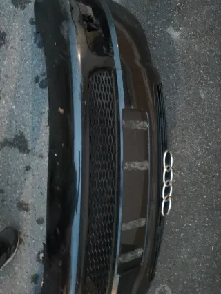 PARAGOLPES DELANTERO AUDI TT Negro -Lavafaros-