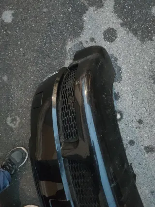 PARAGOLPES DELANTERO AUDI TT Negro -Lavafaros-