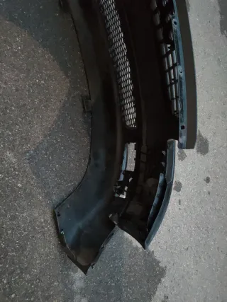 PARAGOLPES DELANTERO AUDI TT Negro -Lavafaros-