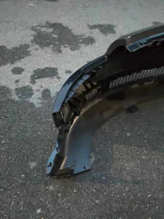 PARAGOLPES DELANTERO AUDI TT Negro -Lavafaros-