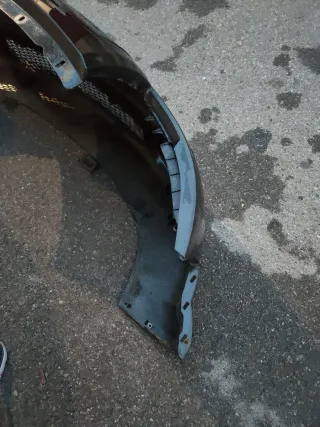 PARAGOLPES DELANTERO AUDI TT Negro -Lavafaros-