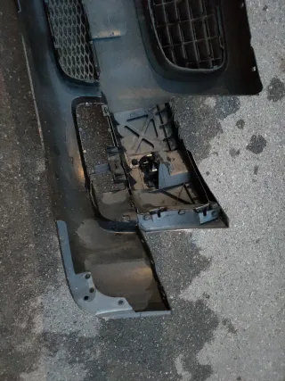 PARAGOLPES DELANTERO AUDI TT Negro -Lavafaros-