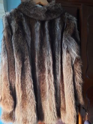 Abrigo/chaquetón de piel marrón