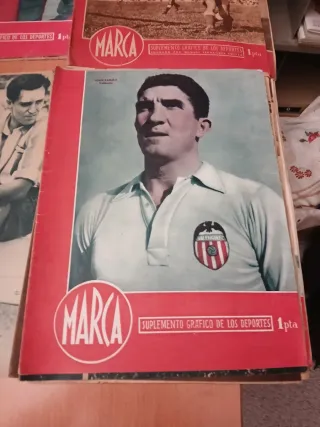 Lote de Revistas Deportivas MARCA Antiguas