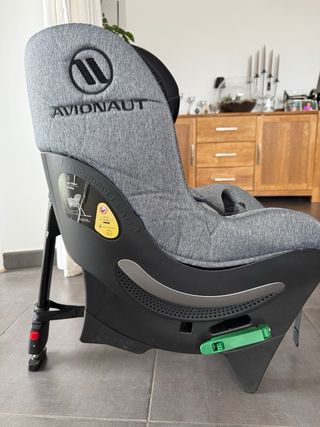 Silla coche bebé 40-125cm marca Avionaut SkyAV370