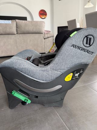 Silla coche bebé 40-125cm marca Avionaut SkyAV370