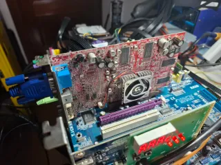 Gigabyte ATI Radeon 9000 Pro 64MB AGP