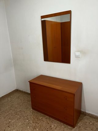Cajonera aparador y espejo
