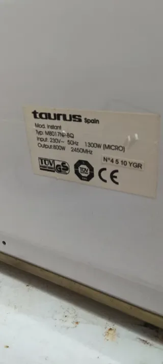 Microondas Taurus Instant 800w