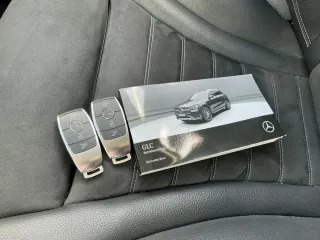 Mercedes-Benz glc 300e 2021