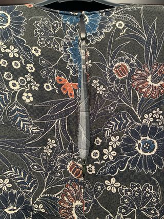 Vestido estampado floral manga larga