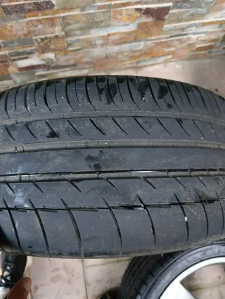 4 Llantas Audi Rotor con Neumáticos