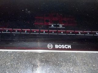 Mueble de cocina modular beige y negro