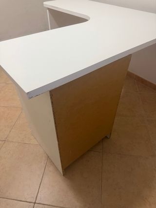 Escritorio blanco moderno