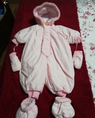 Buzo bebé rosa 12 meses con manoplas
