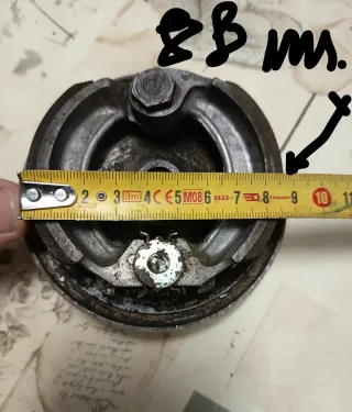 Portazapatas con zapatas freno delantero Puch