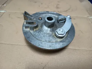 Portazapatas con zapatas freno delantero Puch