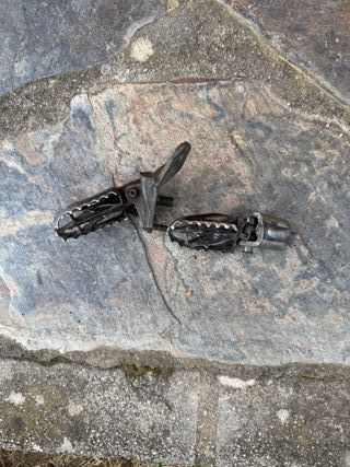 Estriberas Honda CRF con soporte