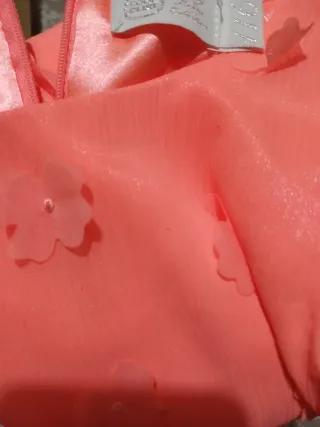 Vestido niña celebración coral flores