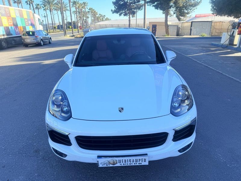 Porsche Cayenne 2016 - foto 1